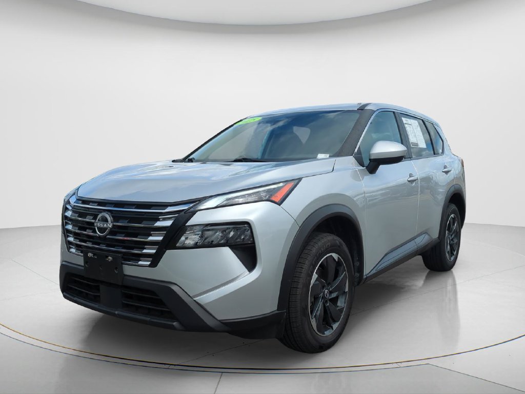 Used 2025 Nissan Rogue SV FWD image 1