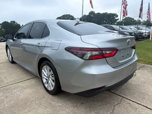 Used 2024 Toyota Camry LE FWD image 7