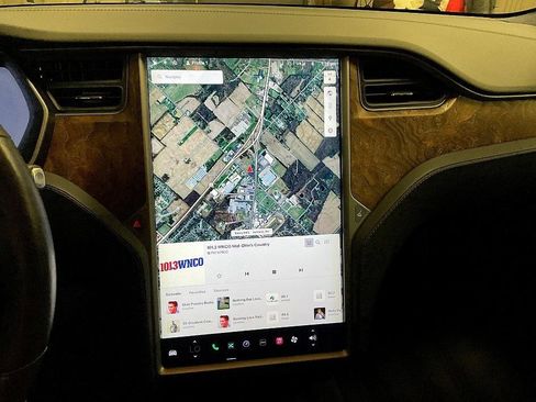 Used 2019 Tesla Model S 100D image 6