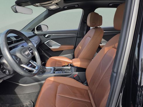 Used 2020 Audi Q3 2.0T Premium Plus image 11