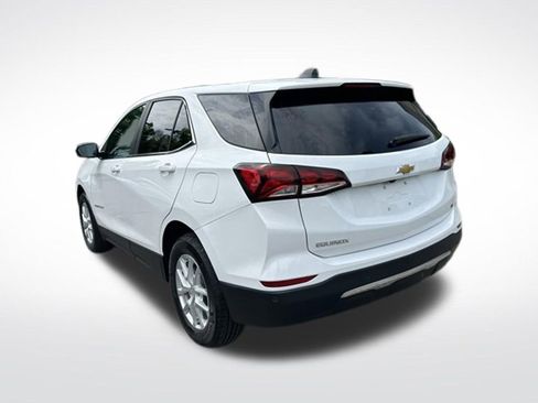 Used 2024 Chevrolet Equinox LT w/ LPO, Floor Liner Package FWD image 3