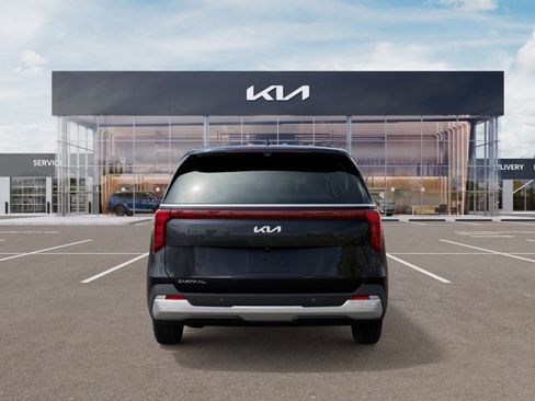 New 2027 Kia Carnival LX FWD image 5