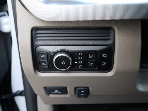 New 2026 Ford F350 Platinum w/ Platinum Plus Package image 38