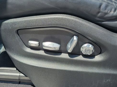 Certified 2020 Porsche Cayenne AWD/4WD image 26