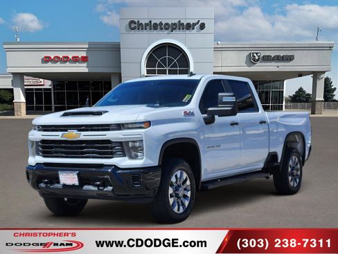 Used 2024 Chevrolet Silverado 2500 Custom w/ Custom Value Package AWD/4WD image 7