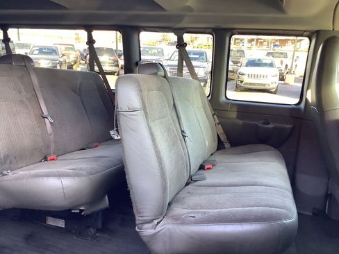 Used 2021 Chevrolet Express 3500 LT w/ LT Preferred Equipment Group image 13