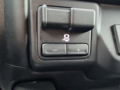 Used 2020 GMC Sierra 1500 AT4 image 26