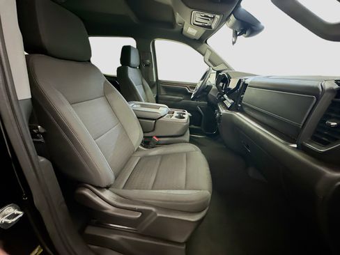 Used 2023 Chevrolet Silverado 1500 LT image 32