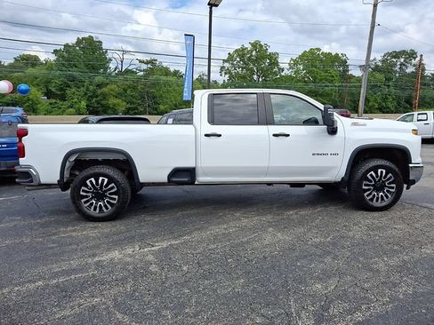 Used 2025 Chevrolet Silverado 2500 W/T w/ WT/CX Safety Package AWD/4WD image 8