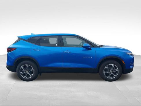 New 2026 Chevrolet Blazer LT w/ LPO, Floor Liner Package AWD/4WD image 6