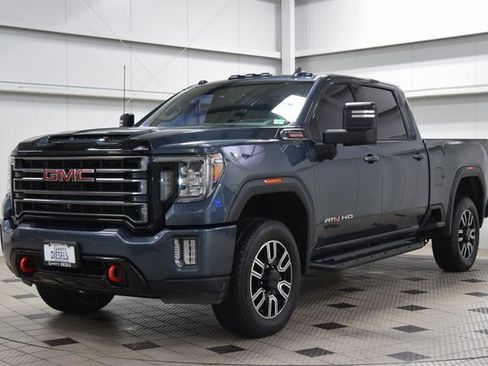 Used 2020 GMC Sierra 2500 AT4 w/ Technology Package image 3