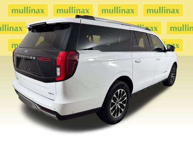 Certified 2025 Ford Expedition Max Platinum AWD/4WD image 4