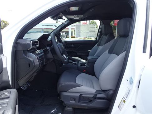 New 2025 Toyota Tacoma TRD Sport image 11