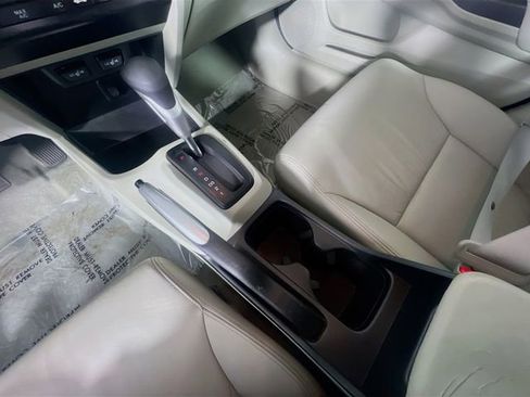 Used 2012 Honda Civic EX-L image 24