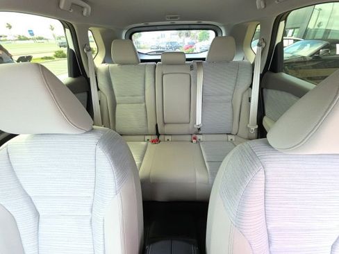 Used 2023 Nissan Rogue SV FWD image 21