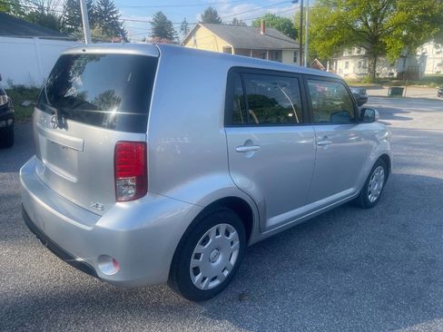 Used 2015 Scion xB FWD image 6