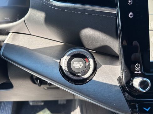 New 2026 Jeep Grand Wagoneer Limited image 16