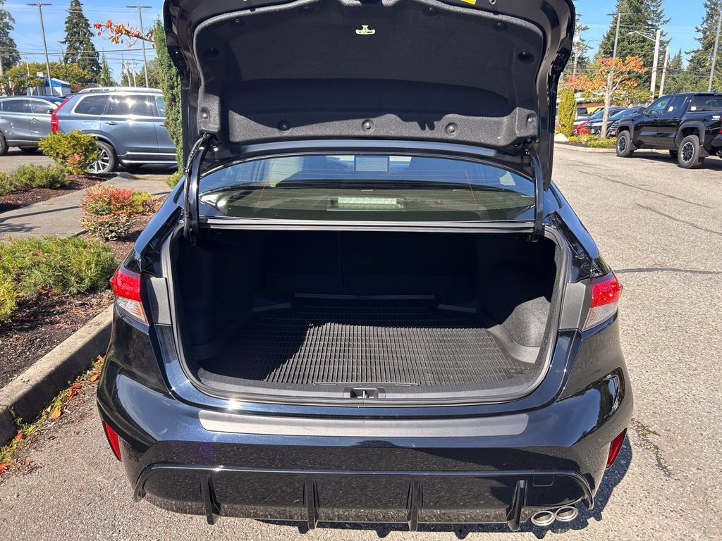 Certified 2026 Toyota Corolla SE w/ SE Package FWD image 4