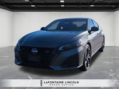 Used 2023 Nissan Altima 2.5 SR