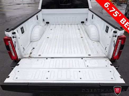 Used 2024 Ford F250 Lariat w/ FX4 Off-Road Package image 8