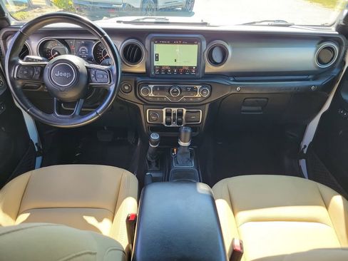 Used 2021 Jeep Wrangler Unlimited Sport AWD/4WD image 18