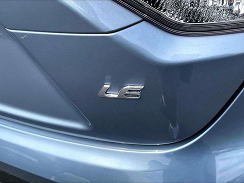 Used 2025 Toyota Corolla LE FWD image 8