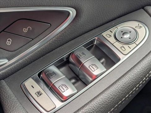 Used 2019 Mercedes-Benz C 300 Sedan image 11