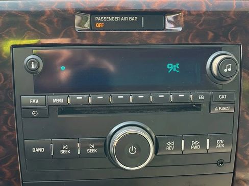 Used 2012 Chevrolet Impala LTZ image 16