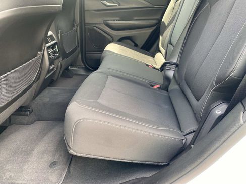 Used 2024 Jeep Grand Cherokee Laredo X w/ Luxury Tech Group I RWD image 19