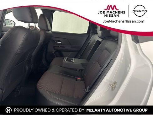 Certified 2025 Nissan Kicks SR image 25