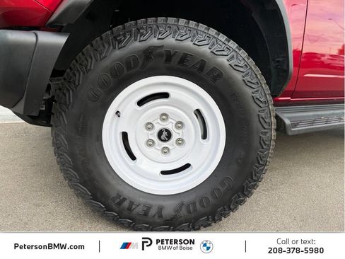 Used 2025 Ford Bronco Heritage Edition AWD/4WD image 36