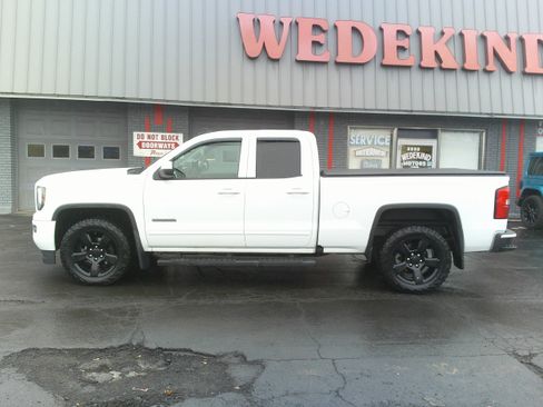 Used 2017 GMC Sierra 1500 SLE image 2