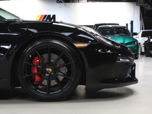 Used 2016 Porsche Boxster Spyder RWD image 40