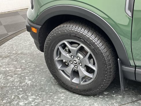 Certified 2023 Ford Bronco Sport Badlands w/ Premium Package AWD/4WD image 36