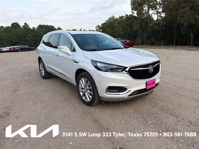 Used 2019 Buick Enclave Essence FWD image 1
