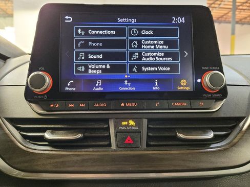 Used 2024 Nissan Altima 2.5 SV image 25