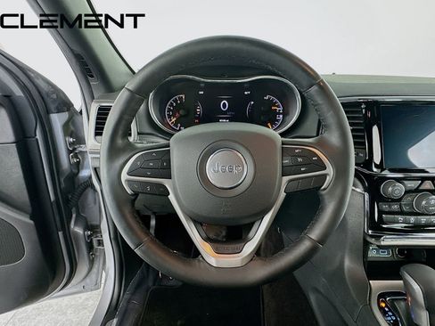 Used 2019 Jeep Grand Cherokee Limited image 13