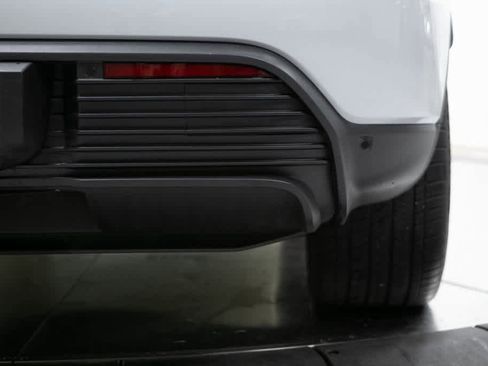 Certified 2025 Porsche Macan 4S Electric image 36