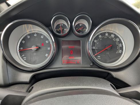 Used 2018 Buick Cascada Premium image 30