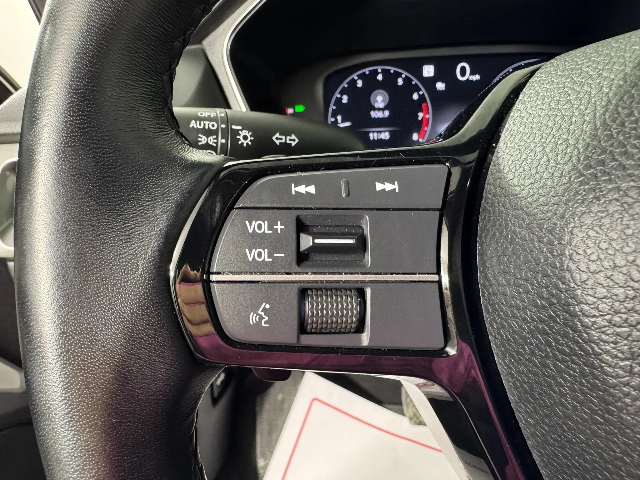 Used 2025 Acura Integra FWD image 15