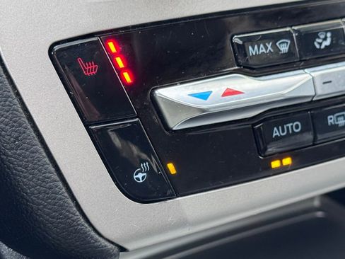 Certified 2023 Ford Explorer XLT w/ Equipment Group 202A image 39