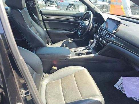 Used 2022 Honda Accord Sport image 8
