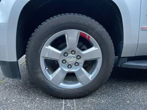Used 2019 Chevrolet Tahoe LT AWD/4WD image 33