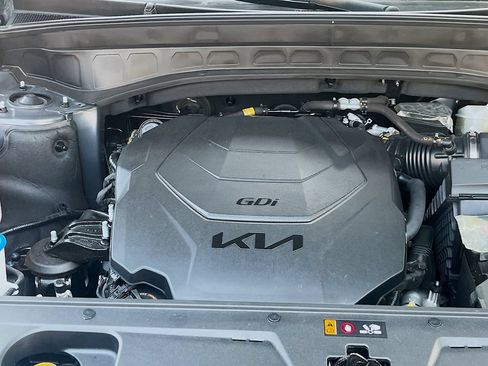 Used 2024 Kia Telluride SX Prestige w/ Towing Package AWD/4WD image 33