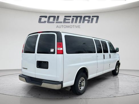 Used 2020 Chevrolet Express 3500 LT w/ LT Preferred Equipment Group RWD image 5