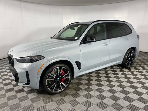 New 2026 BMW X5 M60i w/ Executive Package image 4