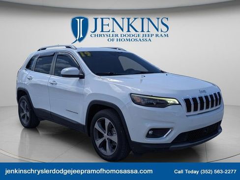 Used 2019 Jeep Cherokee Limited w/ Technology Group FWD image 1