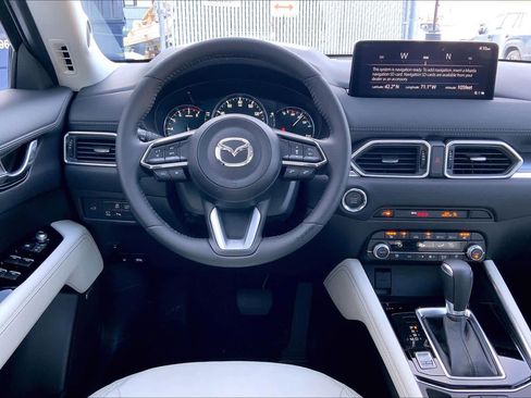 Used 2025 MAZDA CX-5 AWD 2.5 S w/ Premium Plus Pkg image 6