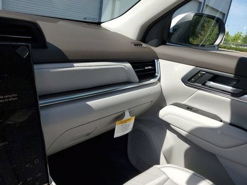 New 2026 GMC Terrain Denali AWD/4WD image 25