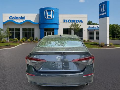 Used 2025 Honda Civic Sport image 5